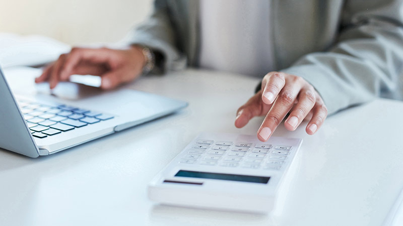 huurder berekent de huur